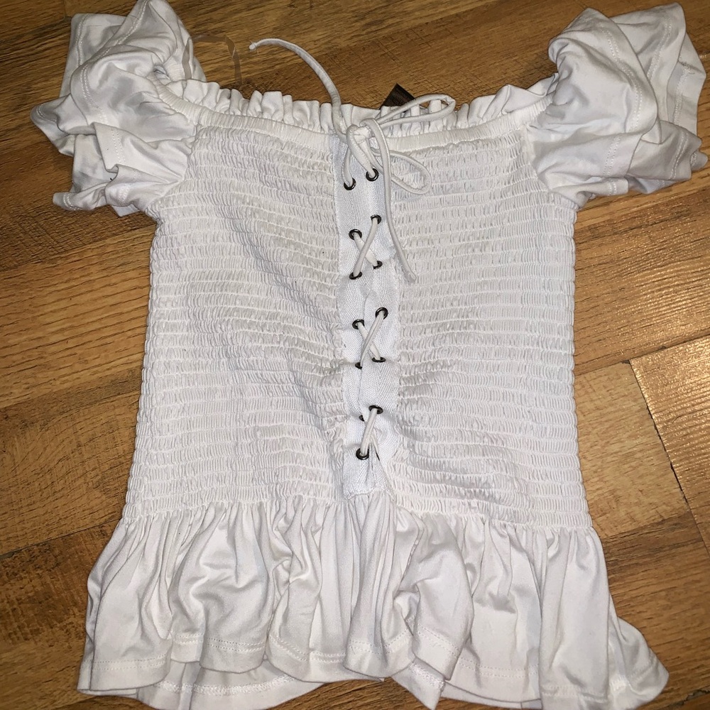 Off shoulder shirt 😍🥰